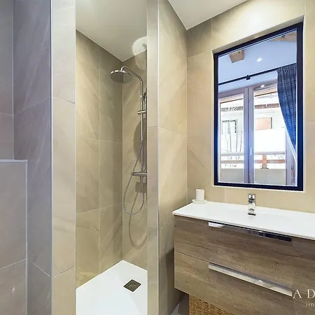 De Luxe 8 Pers. Avec Cheminee, Parking, Proche Pistes Et Commerces - Fr-1-398-683 Montvalezan