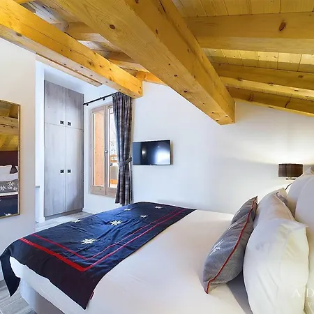 De Luxe 8 Pers. Avec Cheminee, Parking, Proche Pistes Et Commerces Apartment *